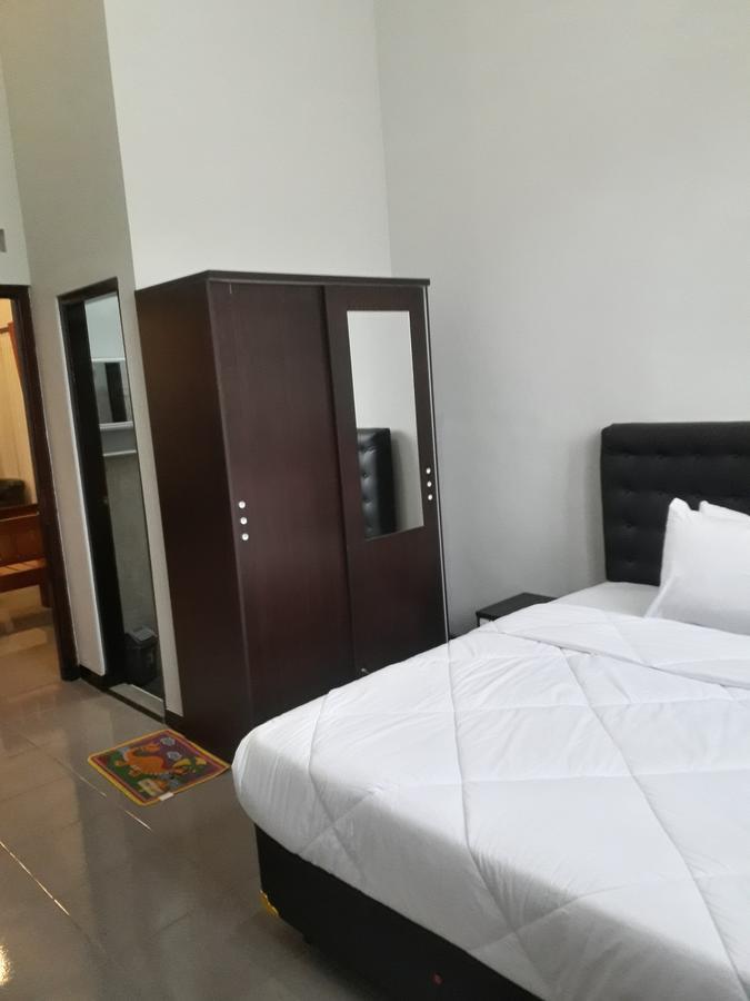 Banyu Homestay Banyuwangi  Εξωτερικό φωτογραφία