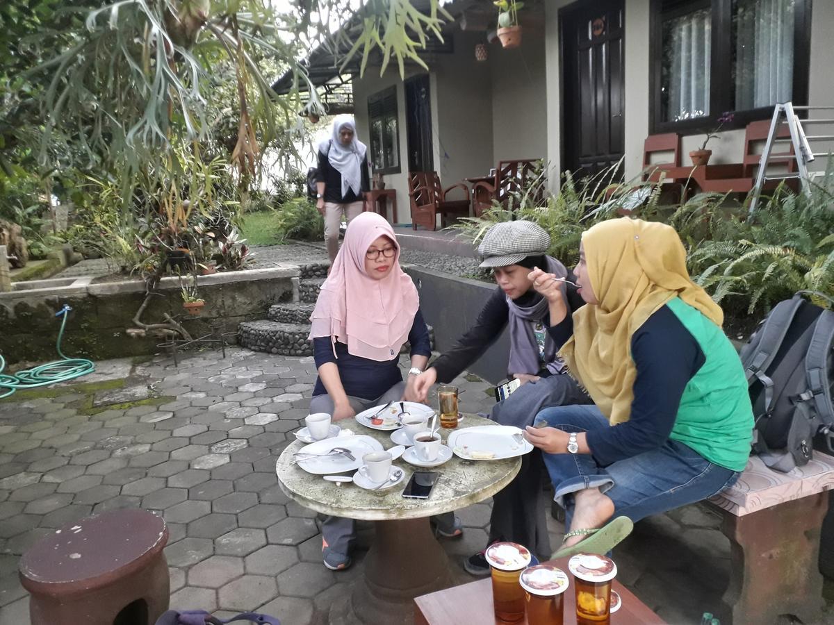 Banyu Homestay Banyuwangi  Εξωτερικό φωτογραφία