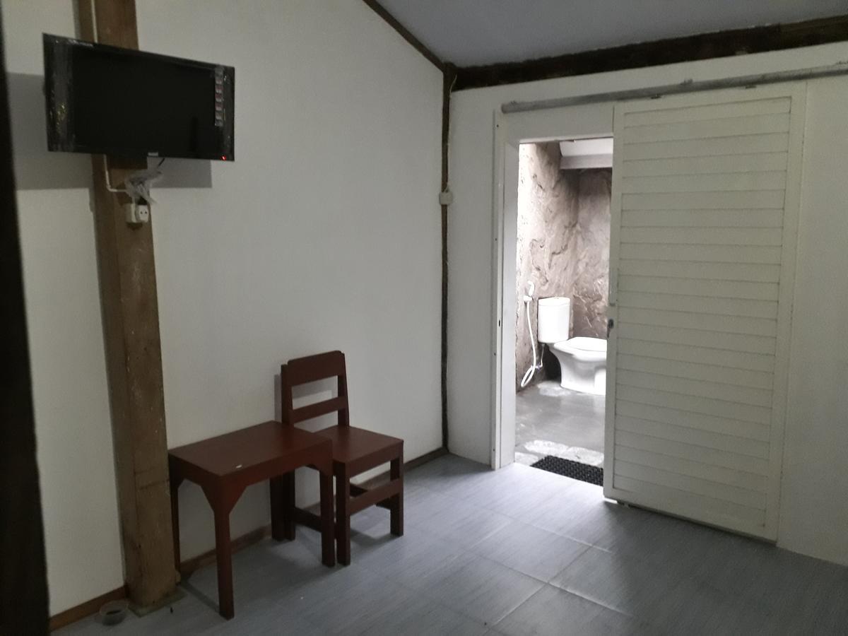 Banyu Homestay Banyuwangi  Εξωτερικό φωτογραφία