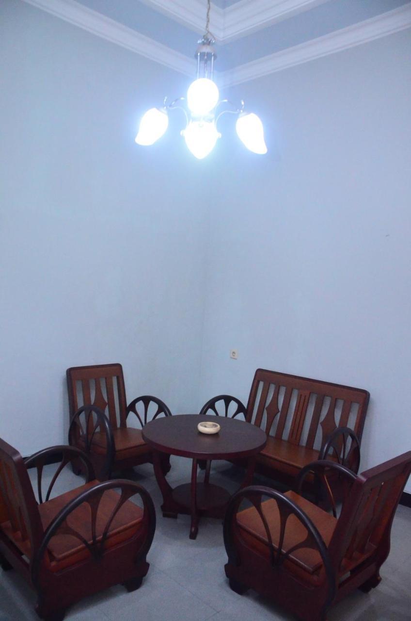 Banyu Homestay Banyuwangi  Εξωτερικό φωτογραφία